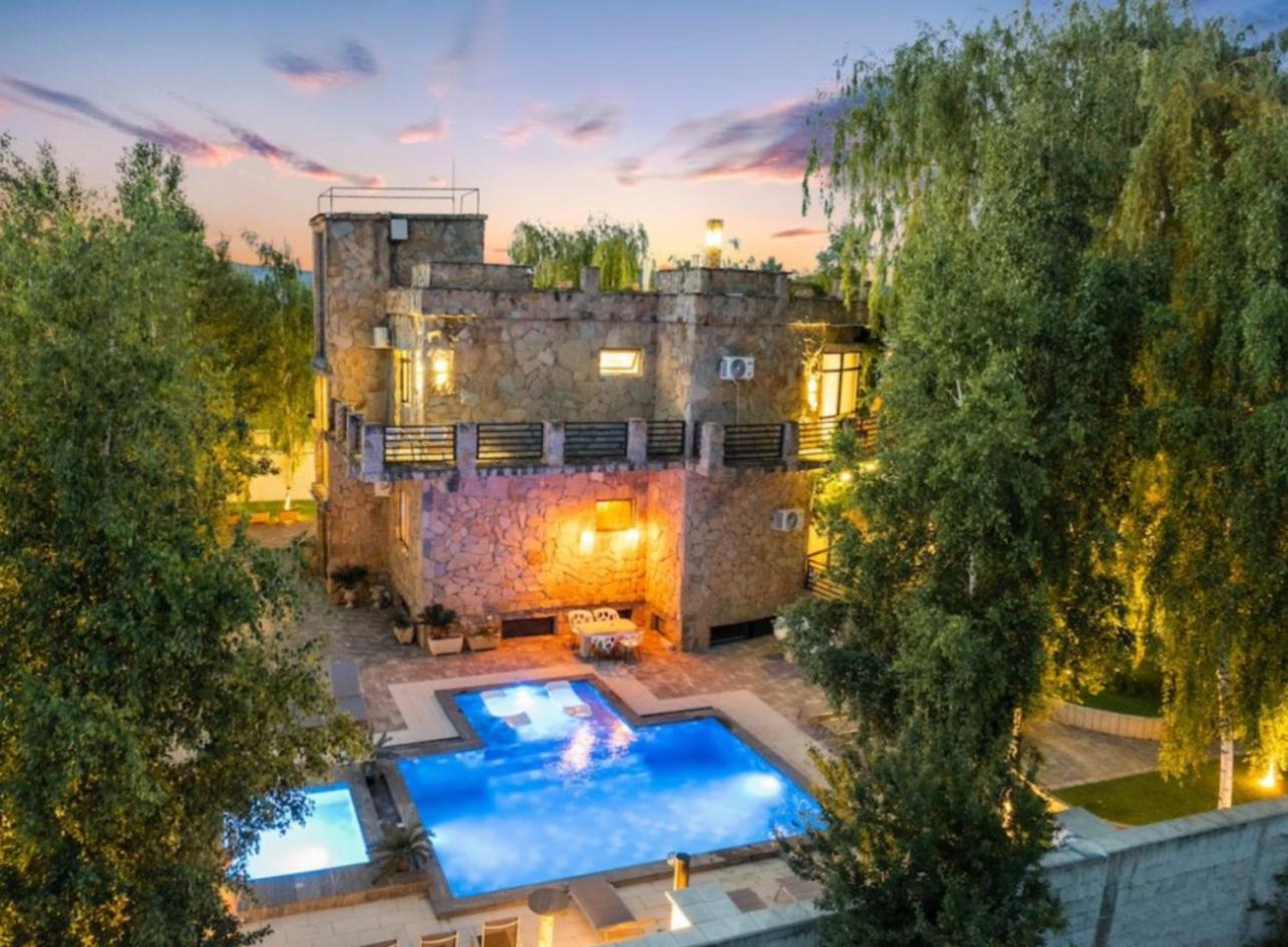 אלבה לוליה Castle Transylvania מראה חיצוני תמונה